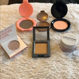 NEVER USED eyeshadow/highlighters